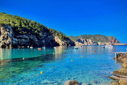 12 calas que visitrar en Ibiza